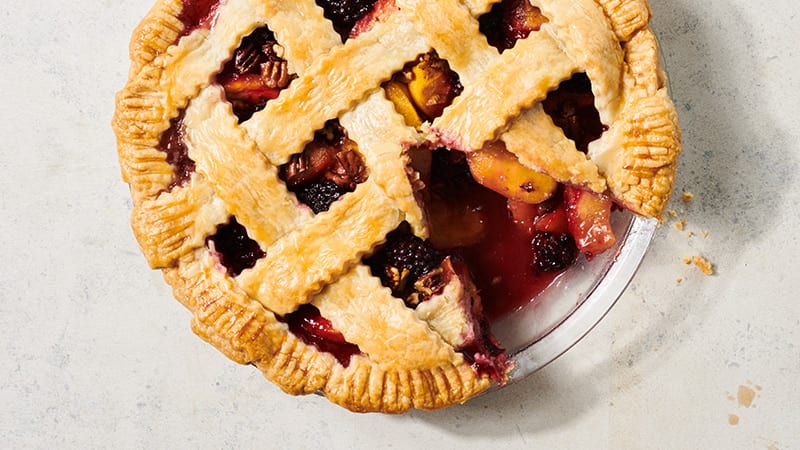 Praline Peach and Blackberry Pie