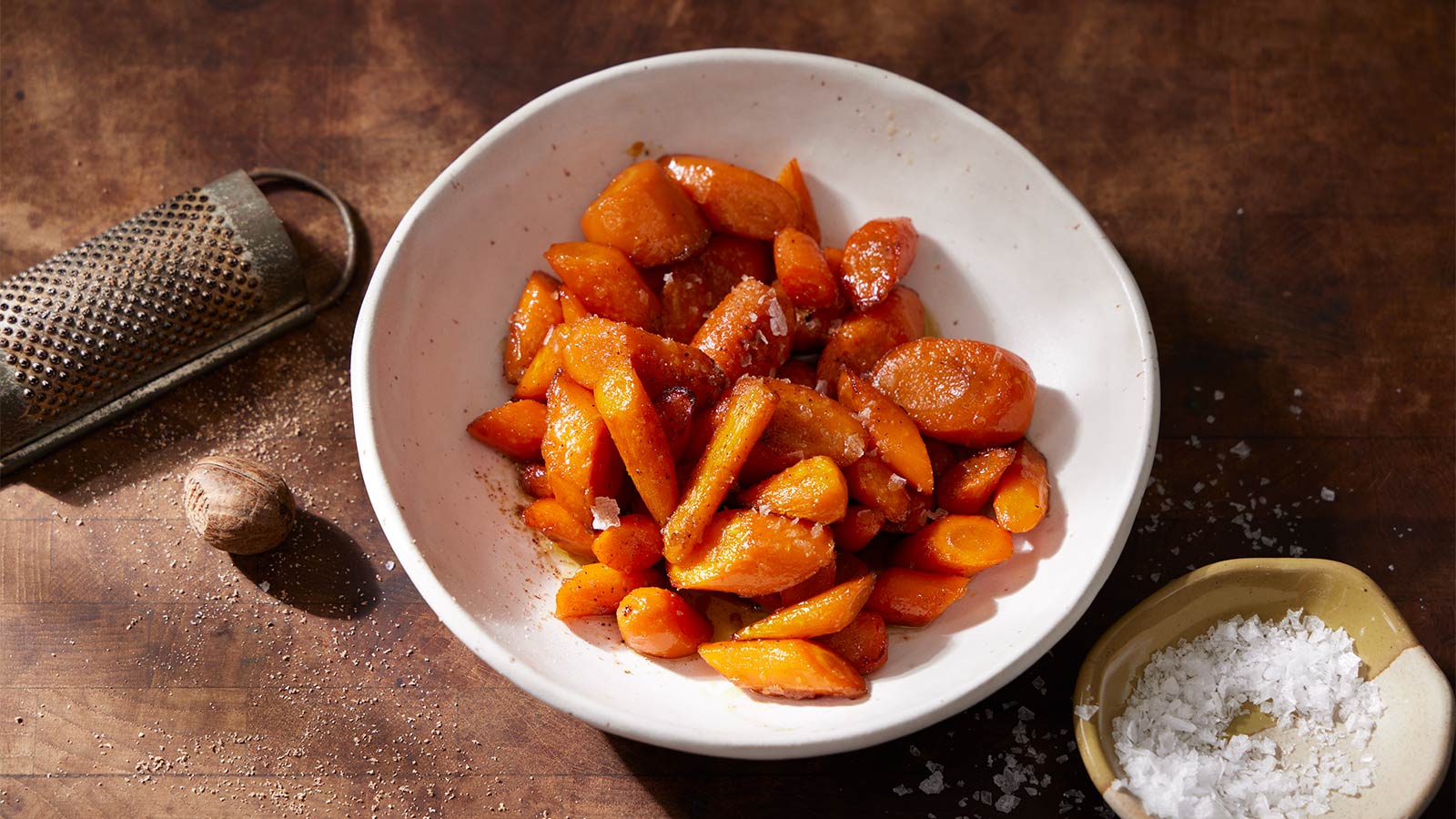 Pan-fried Sweet Carrots with Fresh Nutmeg