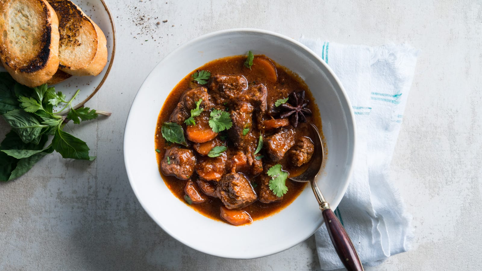 Vietnamese Cinnamon-Braised Beef Stew (Thit Bo Kho)