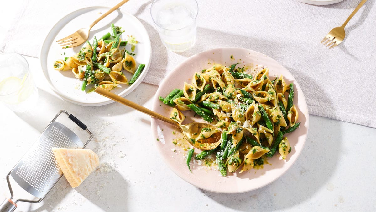 Pasta Shells with Green Beans and Pistachio Pesto