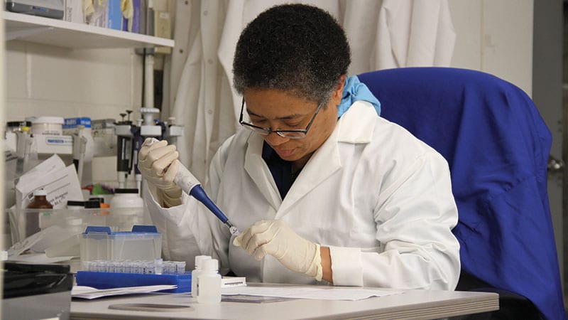 Seattle Aquarium researcher working